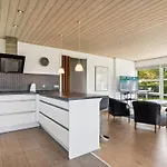 Todor - 150m From The Sea By Interhome Ferienhaus