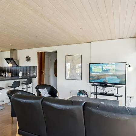 Todor - 150m From The Sea By Interhome Feriehus *